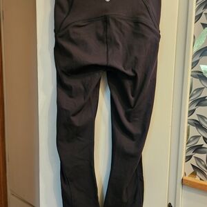 Black Lululemon 21" Wunder Train Athletic Leggings